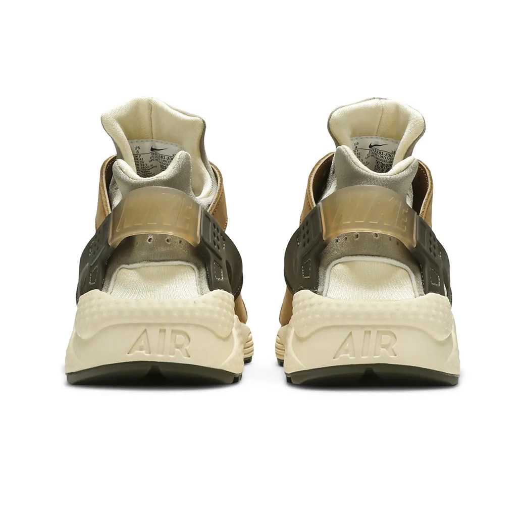 Nike Air Huarache x Stussy Desert Oak (2021)