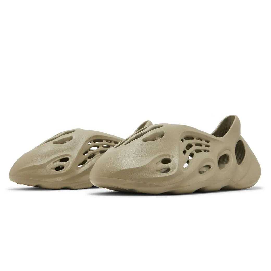 adidas Yeezy Foam RNR Stone Salt