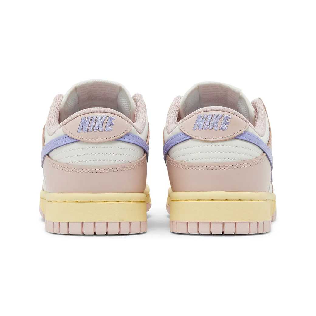 Nike Dunk Low Pink Oxford (W)