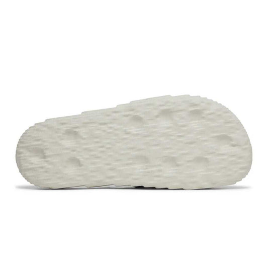 adidas Adilette 22 Slides (ALUMINUM)