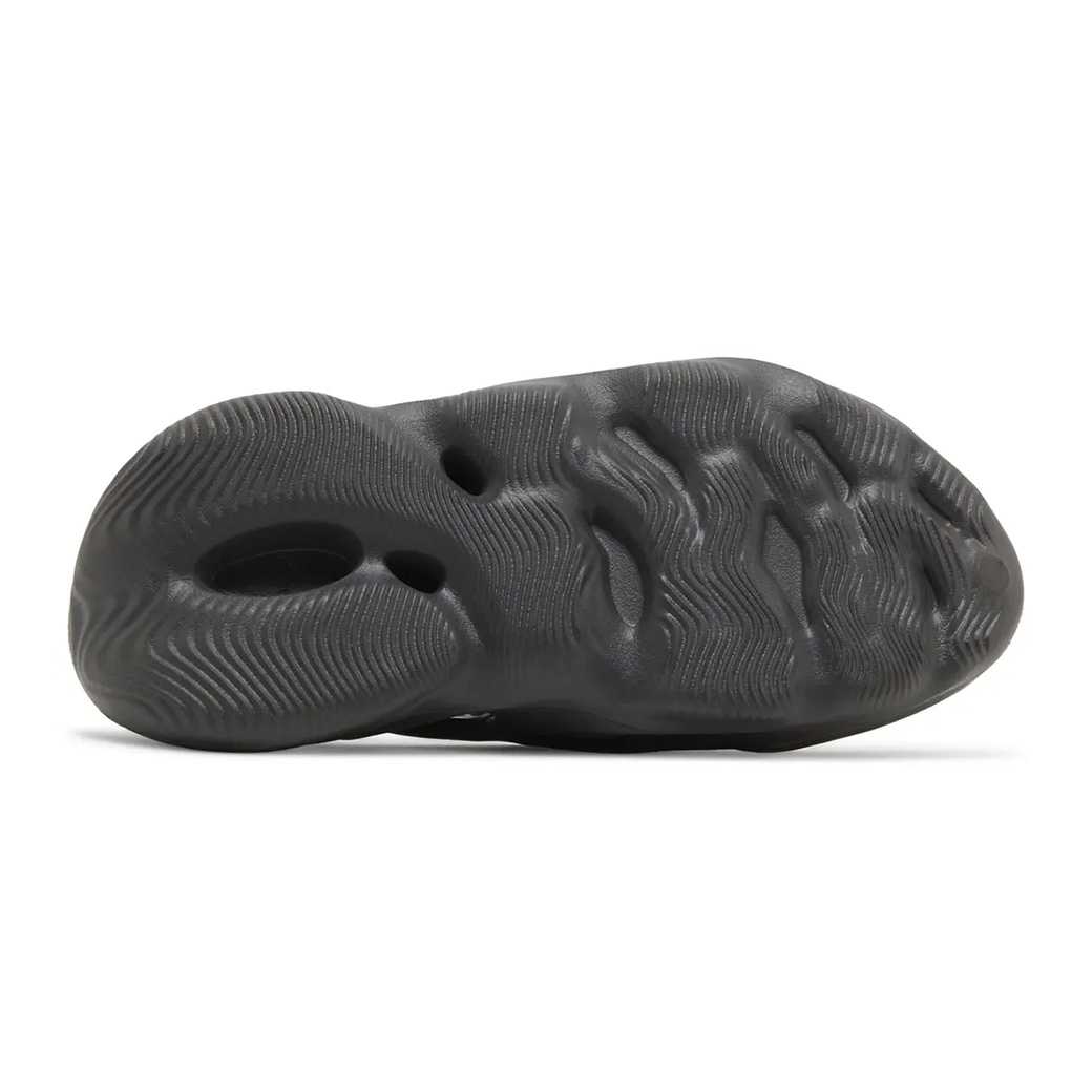 อาดิดาส Yeezy Foam Runner Onyx