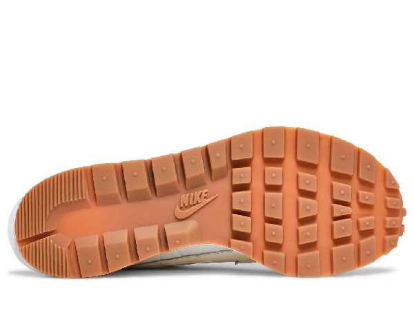 Nike Vaporwaffle x sacai Sail Gum