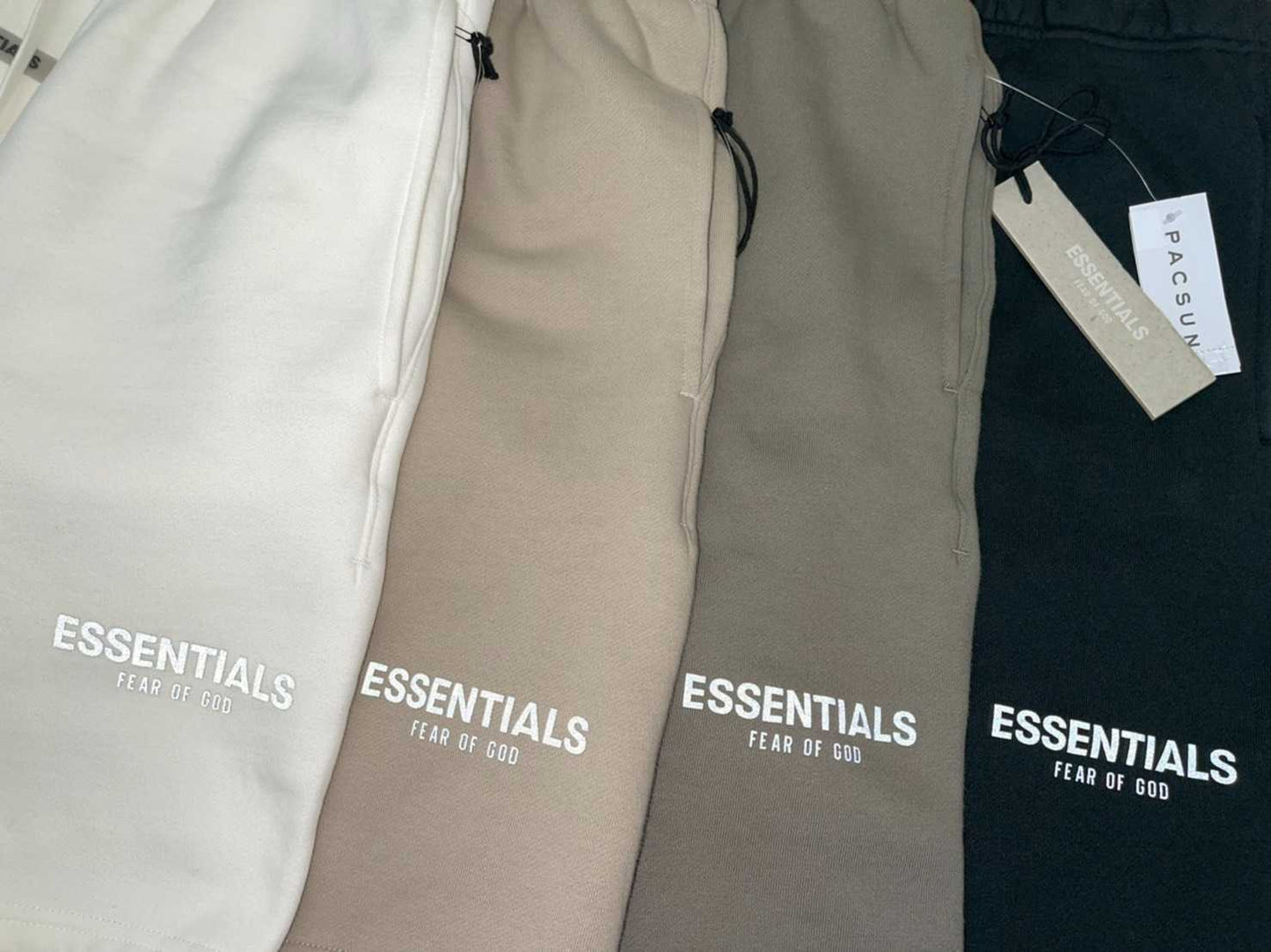 FEAR OF GOD ESSENTIALS Sweat Shorts (TAN)