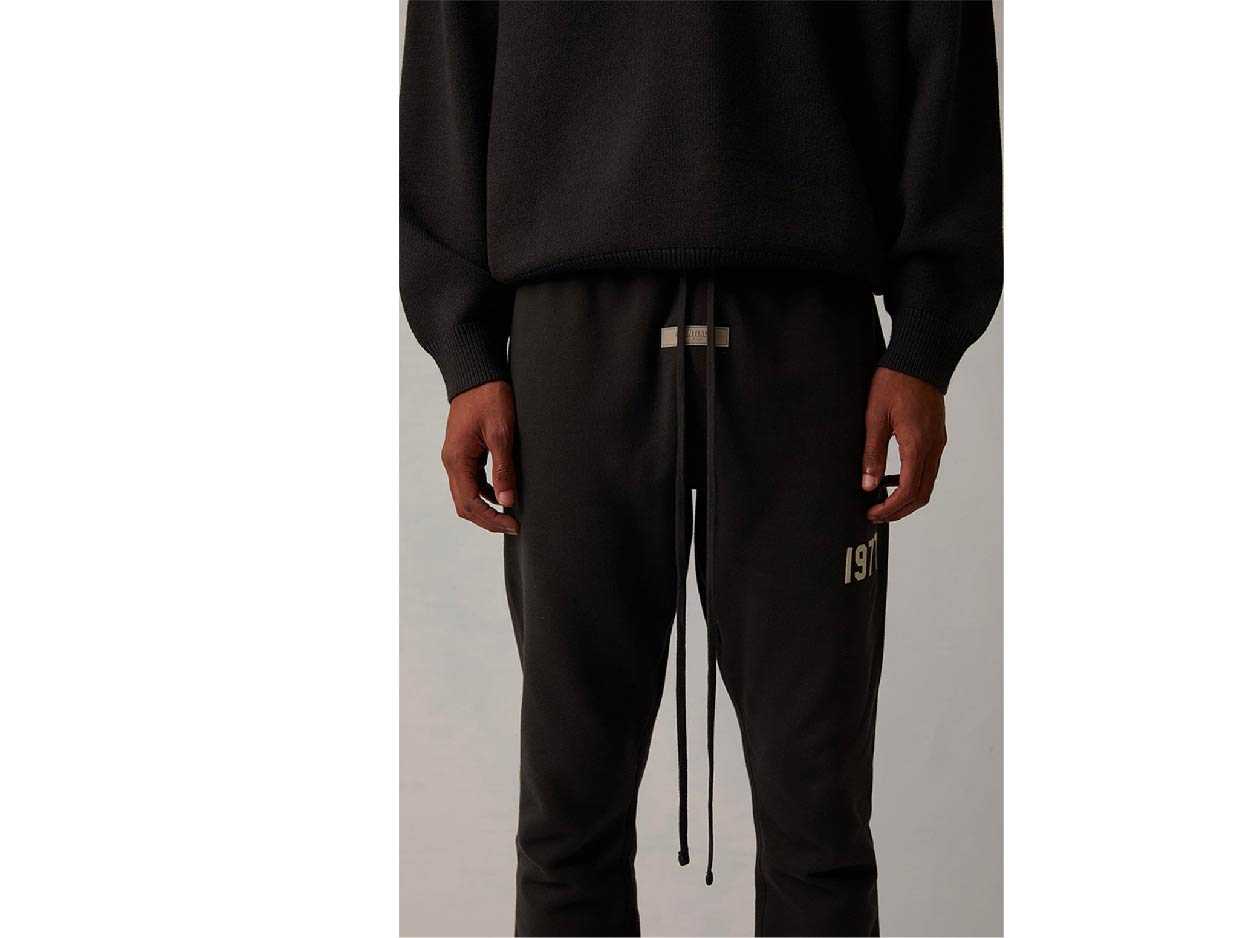 FEAR OF GOD ESSENTIALS 1977 Sweatpants (IRON)