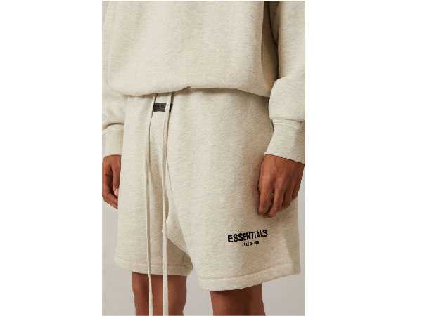 FOG – ESSENTIALS Fleece Logo Sweat Shorts (LIGHT OATMEAL)