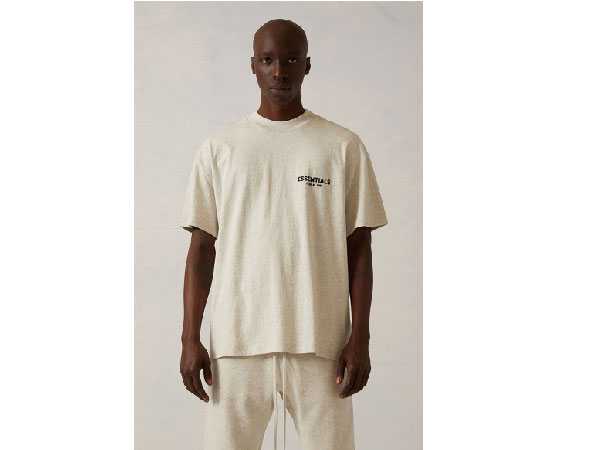 FOG – ESSENTIALS Fleece Logo T-Shirt (LIGHT OATMEAL)