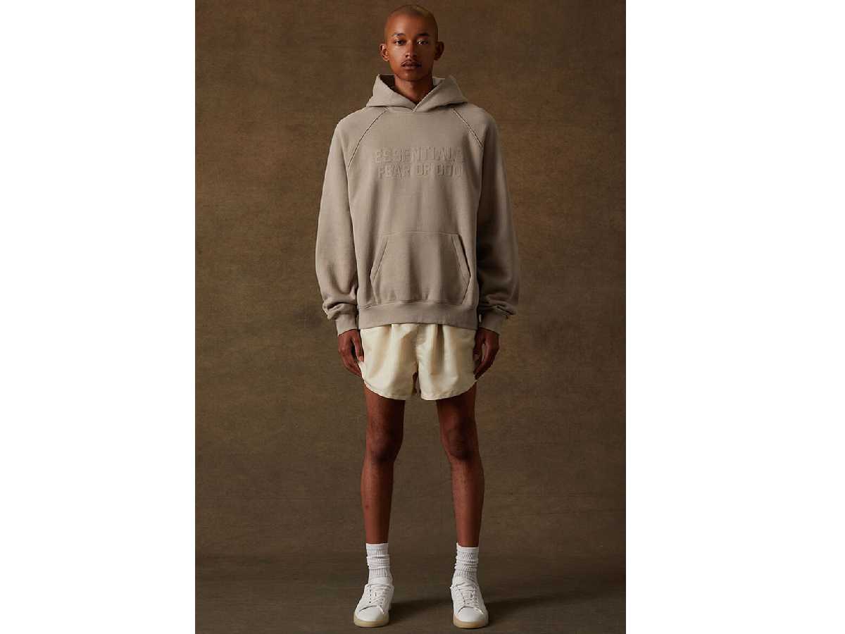 Essentials Fear Of God Hoodie (SMOKE)