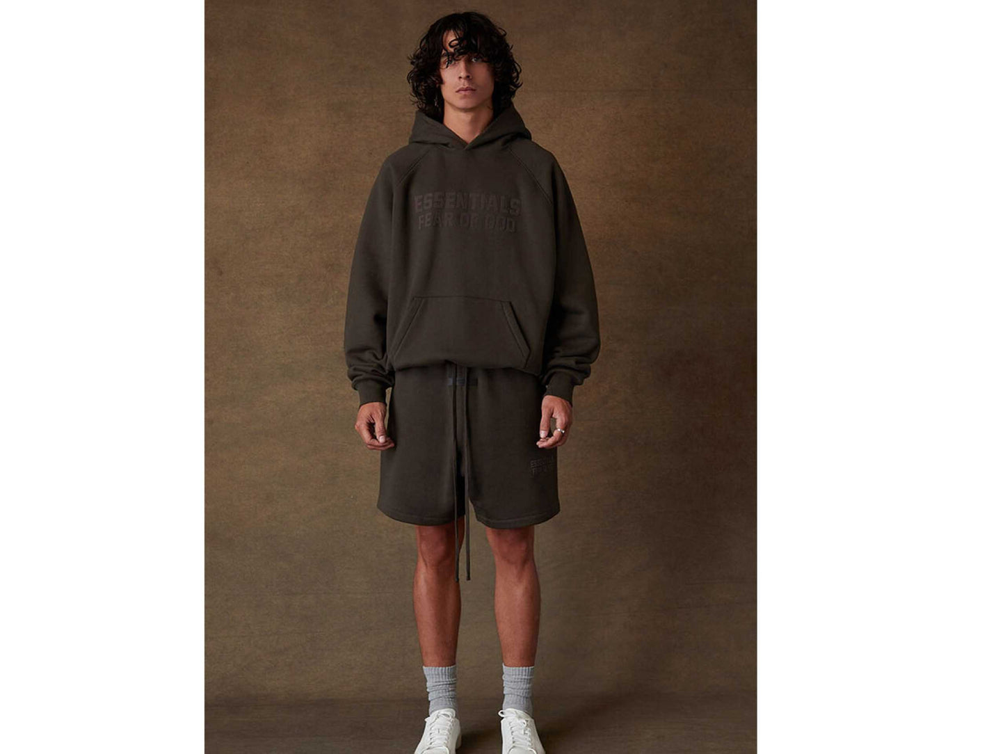 FOG – ESSENTIALS Relaxed Sweat Shorts (OFFBLACK)
