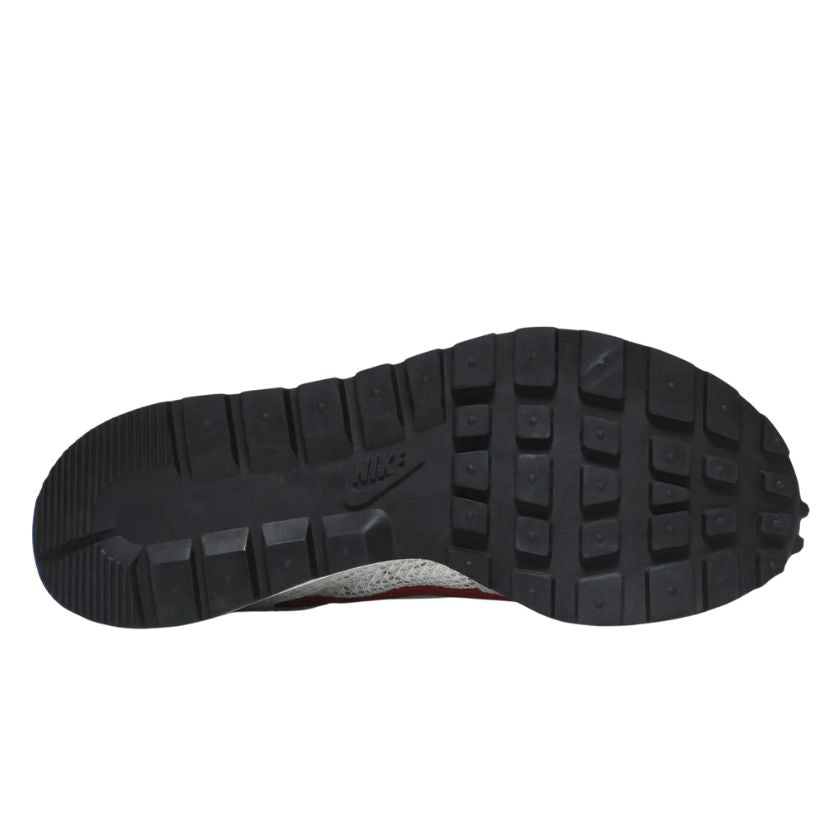 Nike Vaporwaffle X  Sacai Sport Fuchsia Game Royal