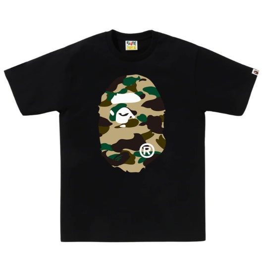 เสื้อยืด BAPE 1st Camo Big Ape Head (สีดำ/เหลือง)