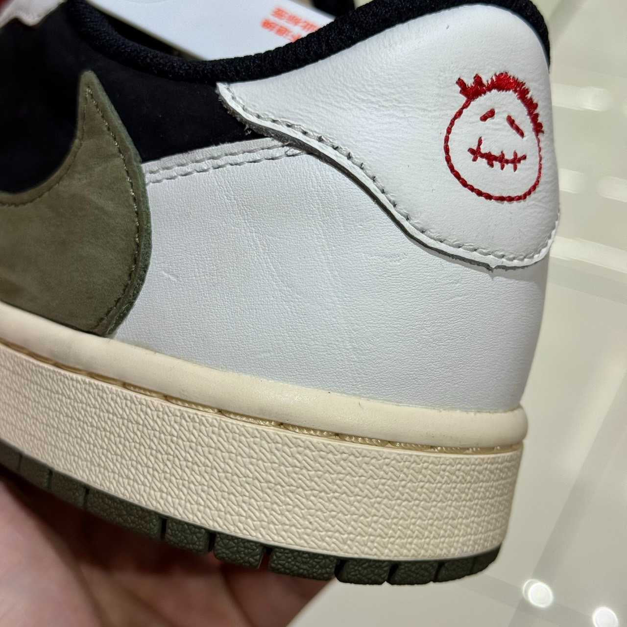 Nike Jordan 1 Retro Low OG SP X Travis Scott Olive (W)