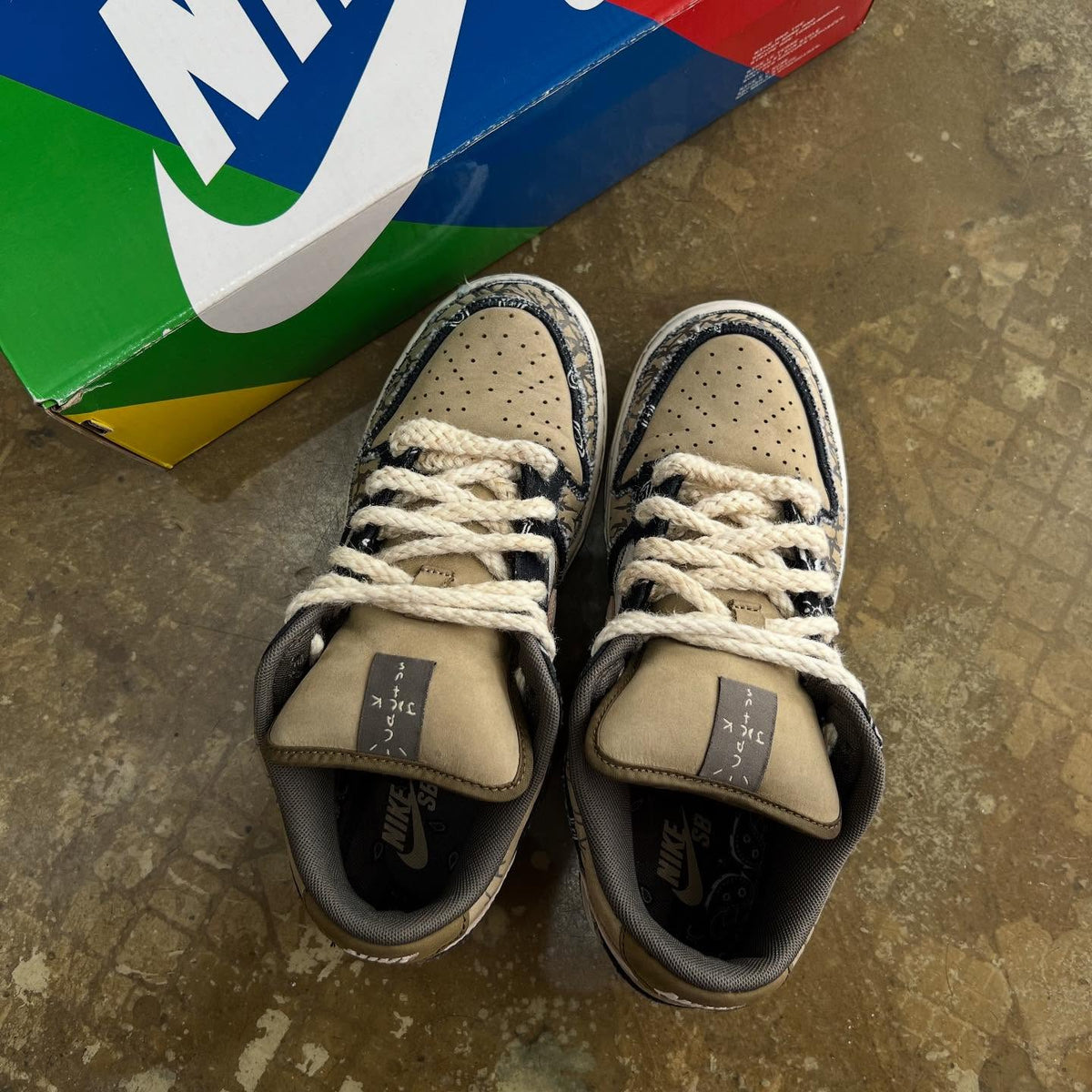 Nike SB Dunk Low X Travis Scott
