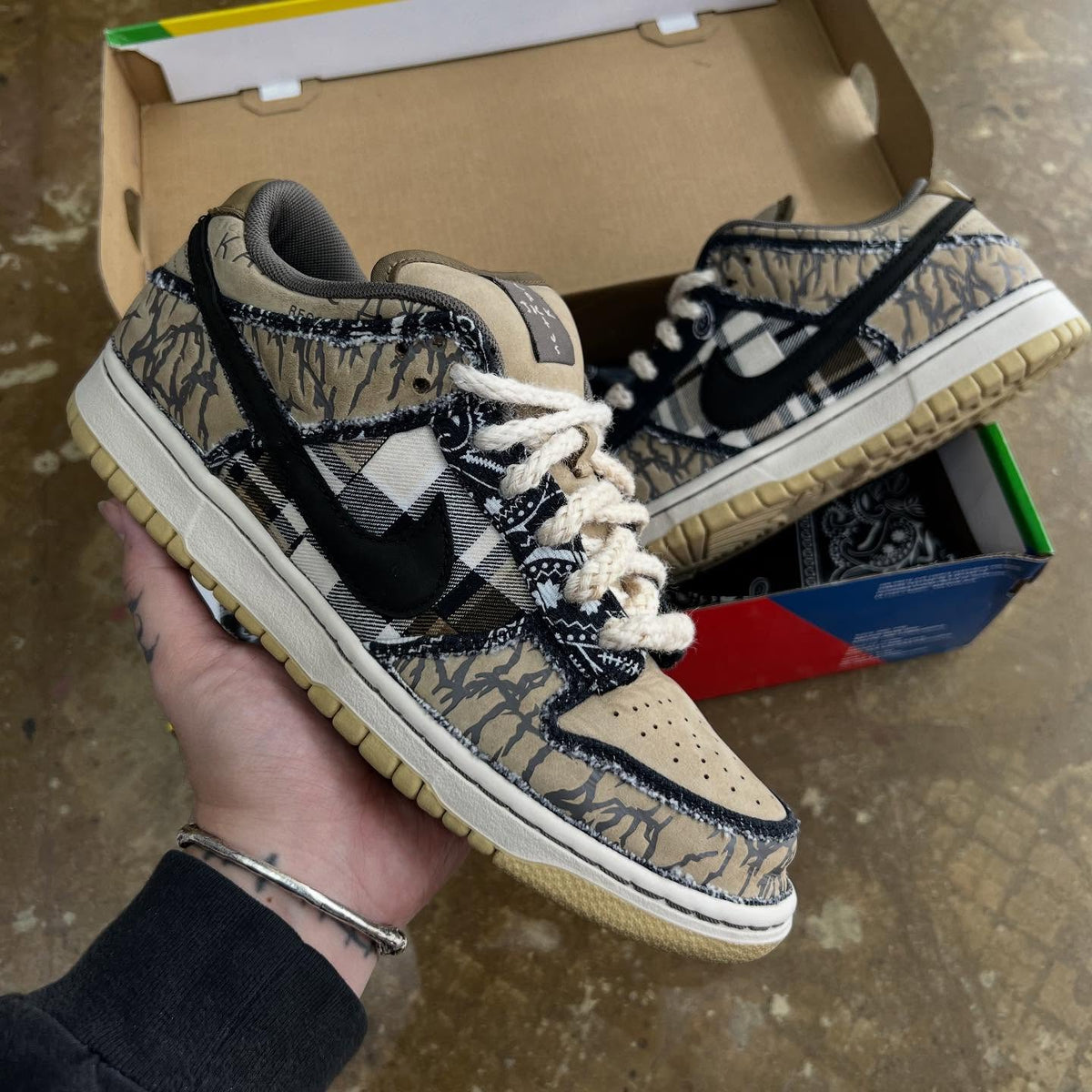 Nike SB Dunk Low X Travis Scott