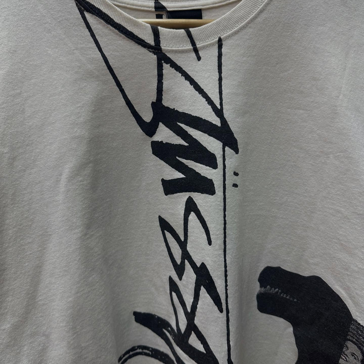 Stussy Tee Carson Dino (WHITE)