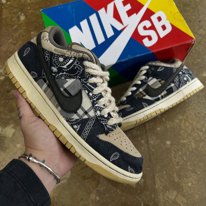 Nike Dunk Low SB X Travis Scott