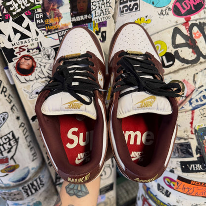 Nike SB Dunk Low Supreme Stars Barkroot (Brown)
