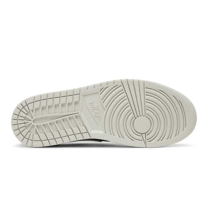 Nike Jordan 1 Retro Low OG ซีเมนต์สีดำ