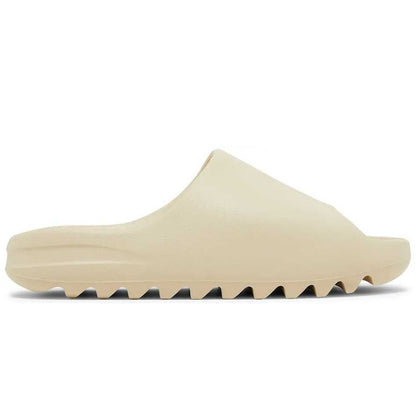 adidas Yeezy 拖鞋骨白 (2022 年补货)