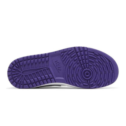 Nike Jordan 1 Retro Low สนามกอล์ฟสีม่วง
