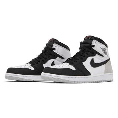 Nike Jordan 1 Retro High OG 烟灰