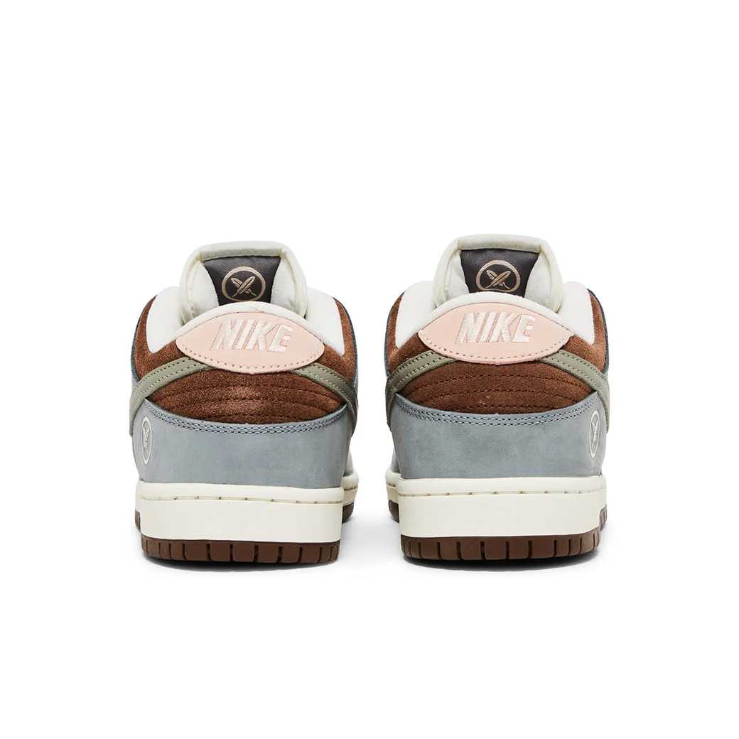 Nike SB Dunk Low x 堀米雄斗
