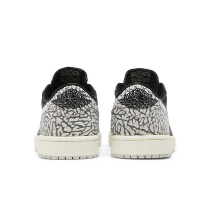Nike Jordan 1 Retro Low OG ซีเมนต์สีดำ
