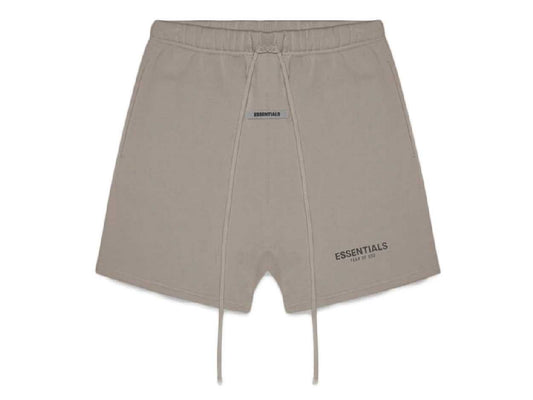 FEAR OF GOD ESSENTIALS Sweat Shorts (TAUPE)