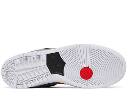 Nike SB Dunk Low โพลารอยด์