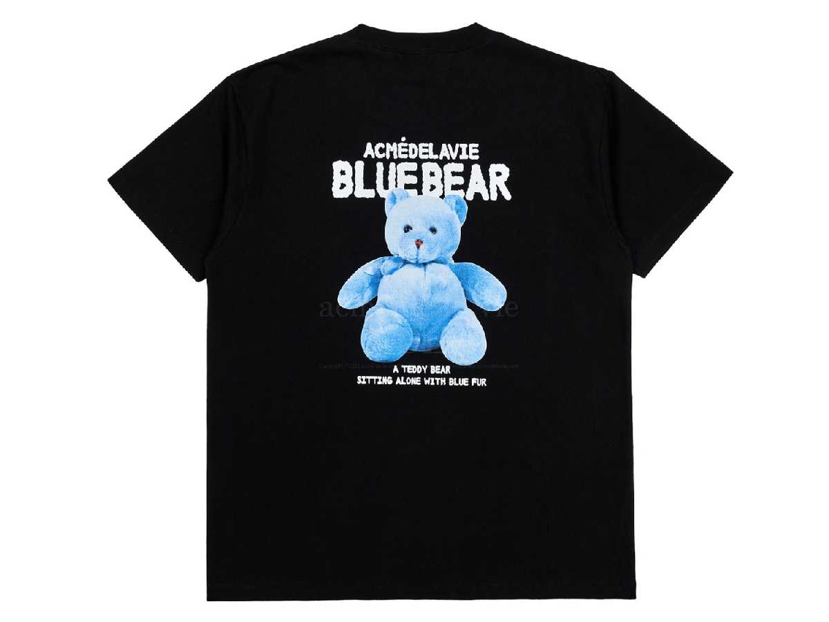 acmé de la vie BLUE TEDDY BEAR Short Sleeve T-Shirt (BLACK)